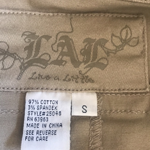 Brown jean jacket. Size small. Cotton/spandex. - Picture 11 of 12